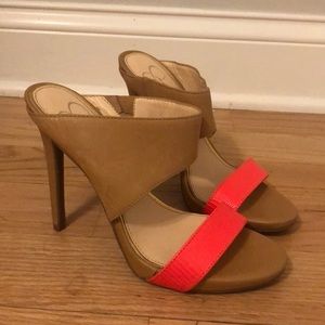 Jessica Simpson heels